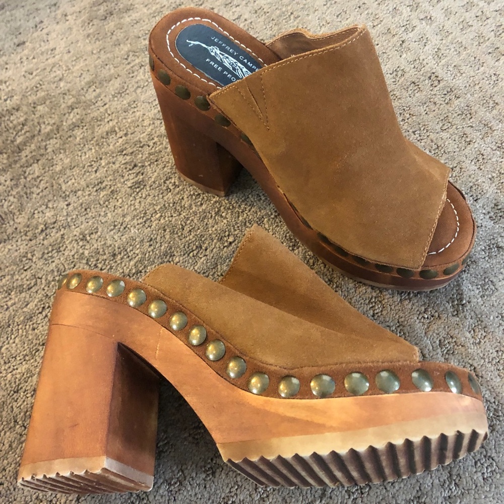 Jeffrey Campbell Tan Suede Studded Platform Clogs